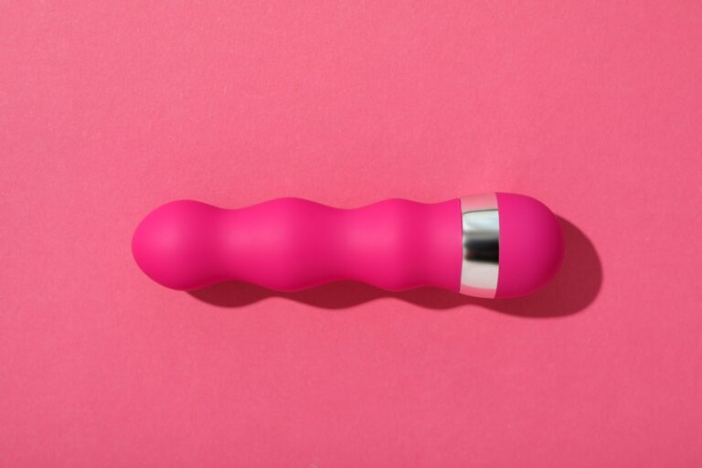 Lee más sobre el artículo Cómo usar un vibrador bullet para estimular el clítoris